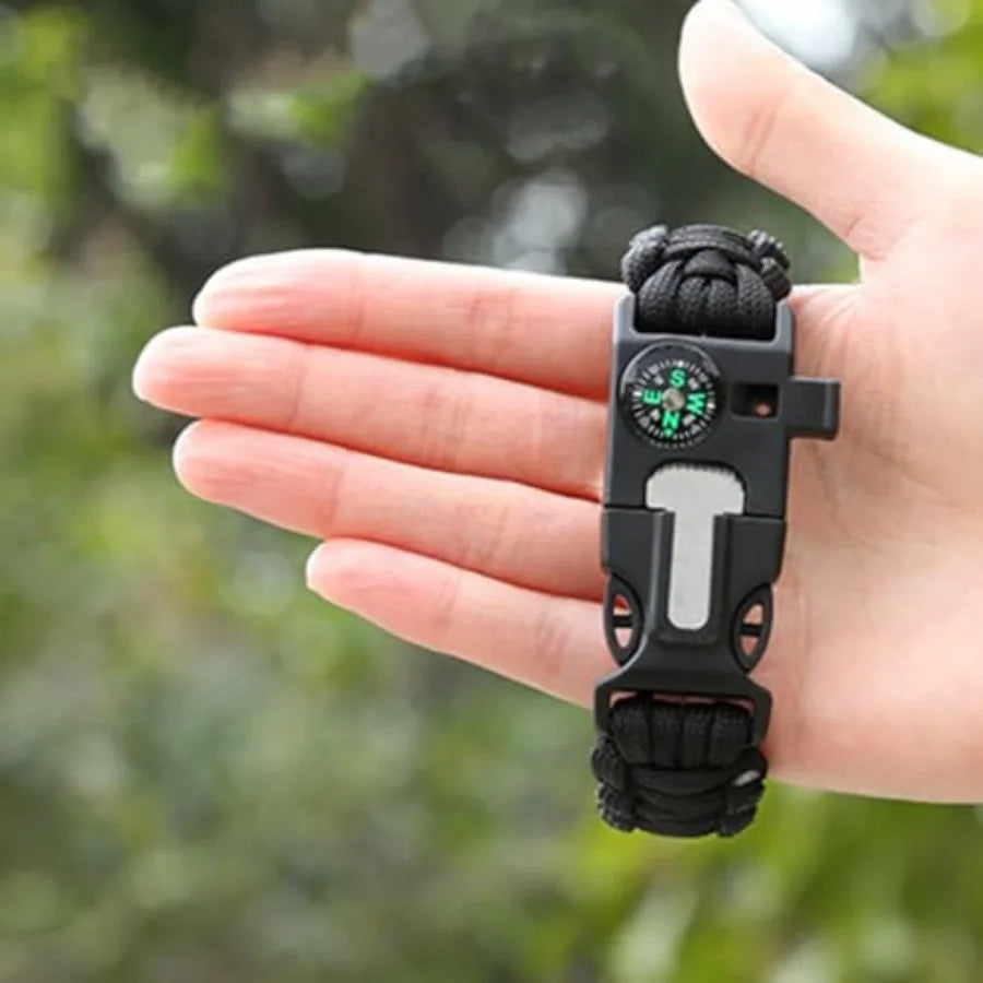Outdoor paracord braided bracelet outdoor five-in-one multifunctional suitable for camping and summer camp - Macgyverzoutpost