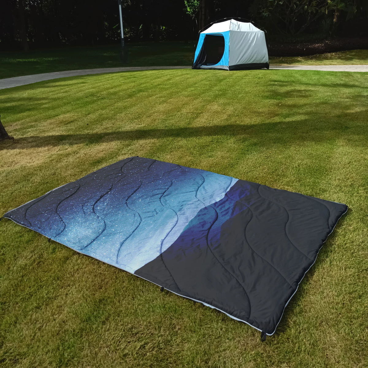 Outdoor Camping Blanket Fluffy Waterproof Warm Portable Storage Bag Hiking Car Use Multi-Functional Blanket - Macgyverzoutpost