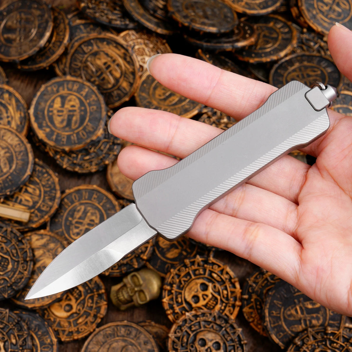 Titanium Alloy EDC Pocket Knife, D2 Steel Fixed Blade, With Window Breaker, for Outdoor Camping Hunting Hiking, Small Cutting Tool